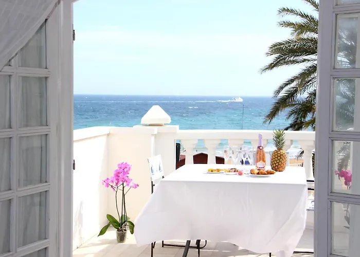 Duquesa, Beach, Sea View, Pool, Wifi *