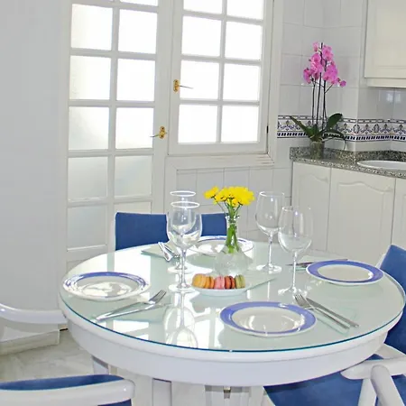 Duquesa, Beach, Sea View, Pool, Wifi Lejlighed